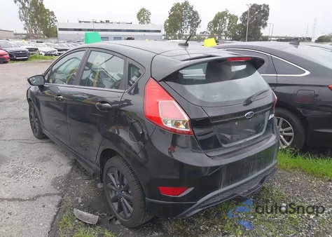 2019 Ford Fiesta St Line из США, поврежденный, VIN 3FADP4DJ3KM152786